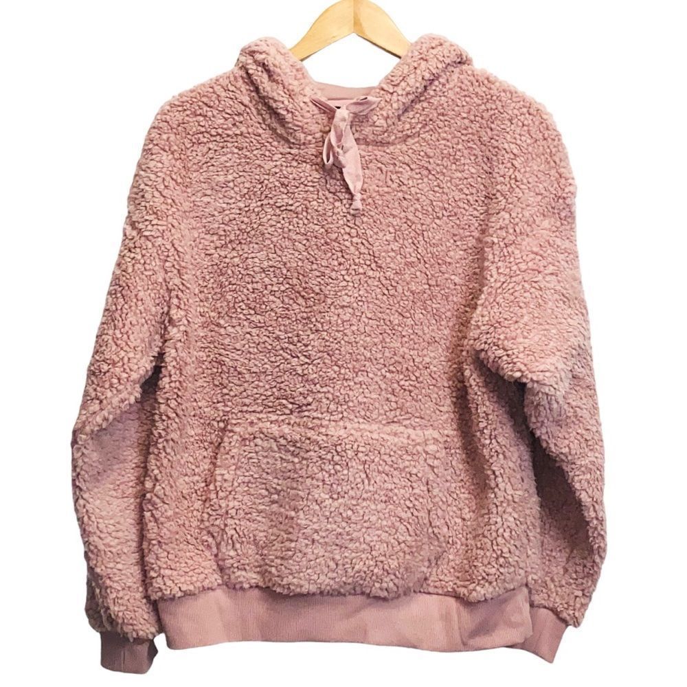 NWT Large Fluffy Soft and so Cozy Pull On Sweater Pullover Hoodie Comfy Winter